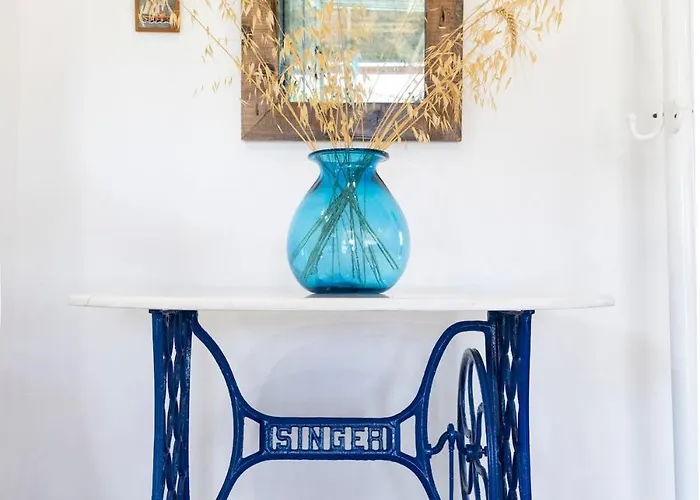 Theros, Garden And Sea Holiday home