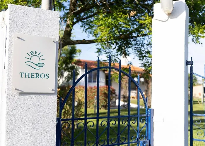 Holiday home Theros, Garden And Sea *